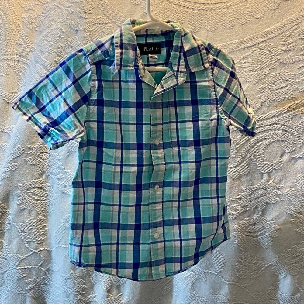 10/$50 Place Kids Plaid Button-Down Shirt in Blue and Green Size 5/6